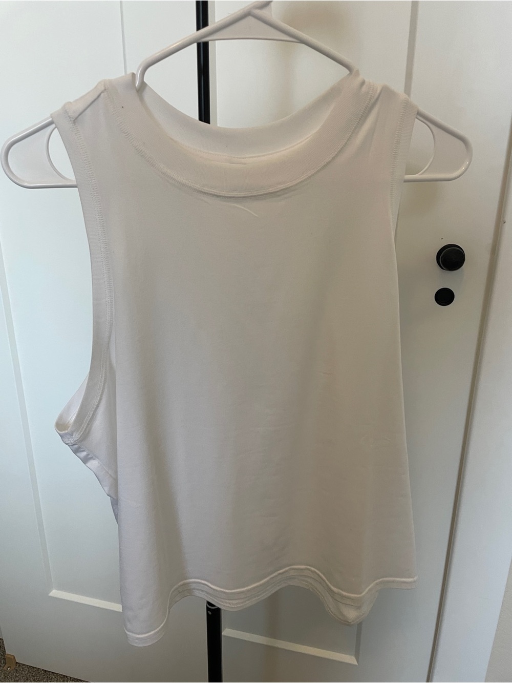 Vuori White Sleeveless Performance Tank